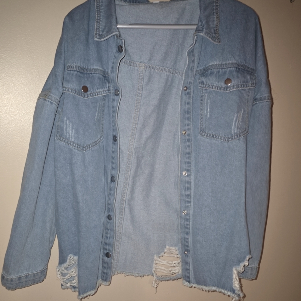 Lovely denim/jeans jacket
